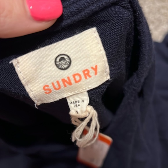 NWT SUNDRY HEART PATCH SHORT SLEEVE COLOR NAVY SIZE 1 SMALL CAN FIT A MEDIUM - Picture 2 of 4